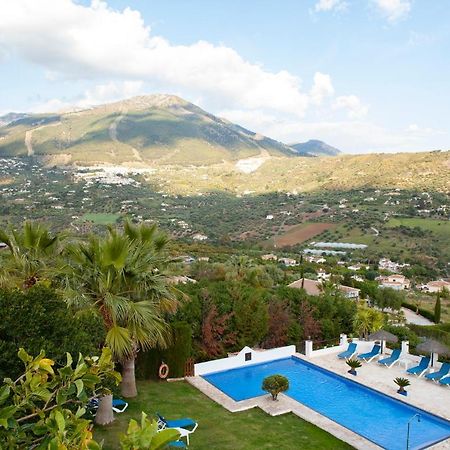 Hotel Cortijo De Salia อัลเกาซิน ภายนอก รูปภาพ