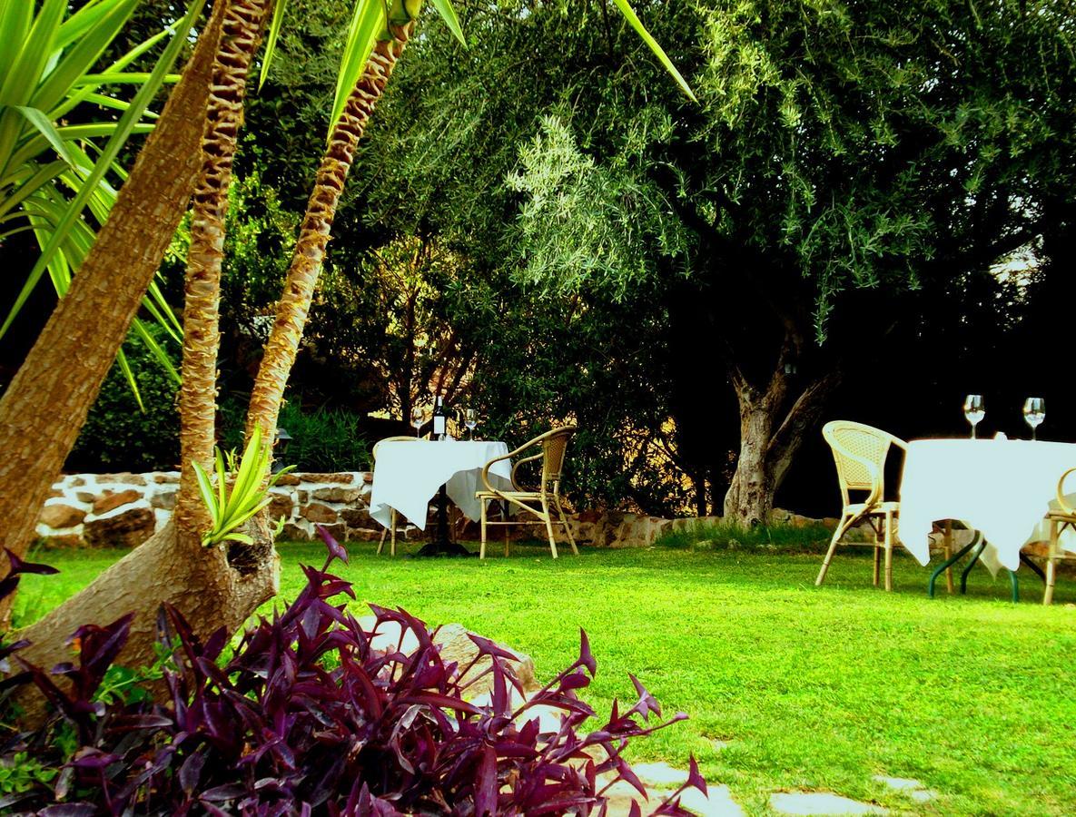 Hotel Cortijo De Salia อัลเกาซิน ภายนอก รูปภาพ